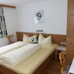 Haus Wechner Guest house 3*