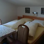 Haus Wechner Guest house