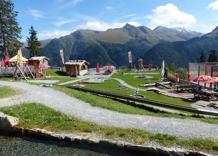 豪斯维切尔公寓酒店 3*